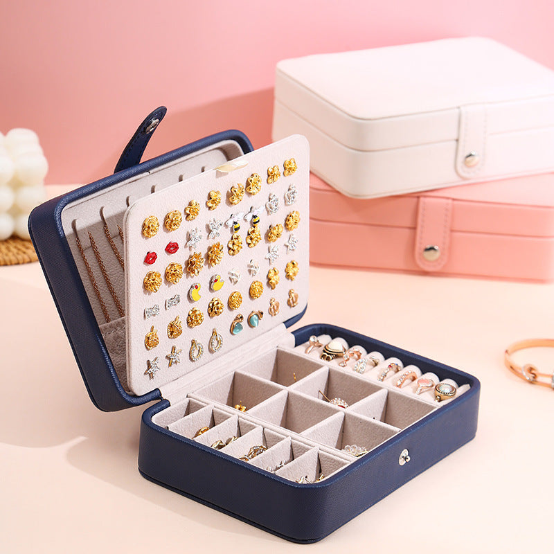 Boîte à bijoux compacte en cuir