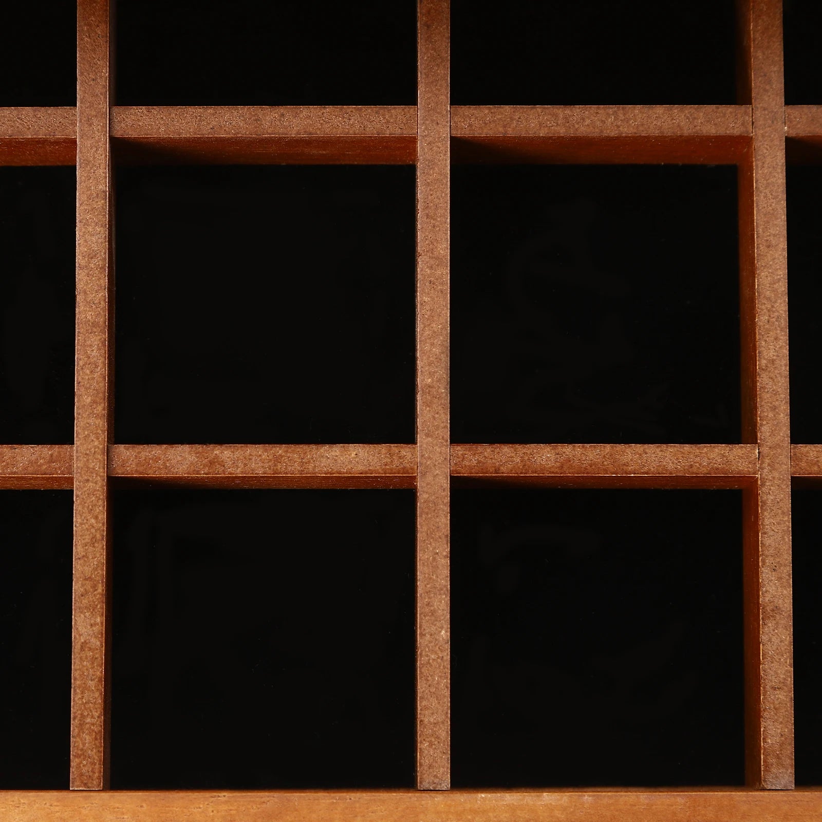 Boîte à bijoux raffinée en bois et velours