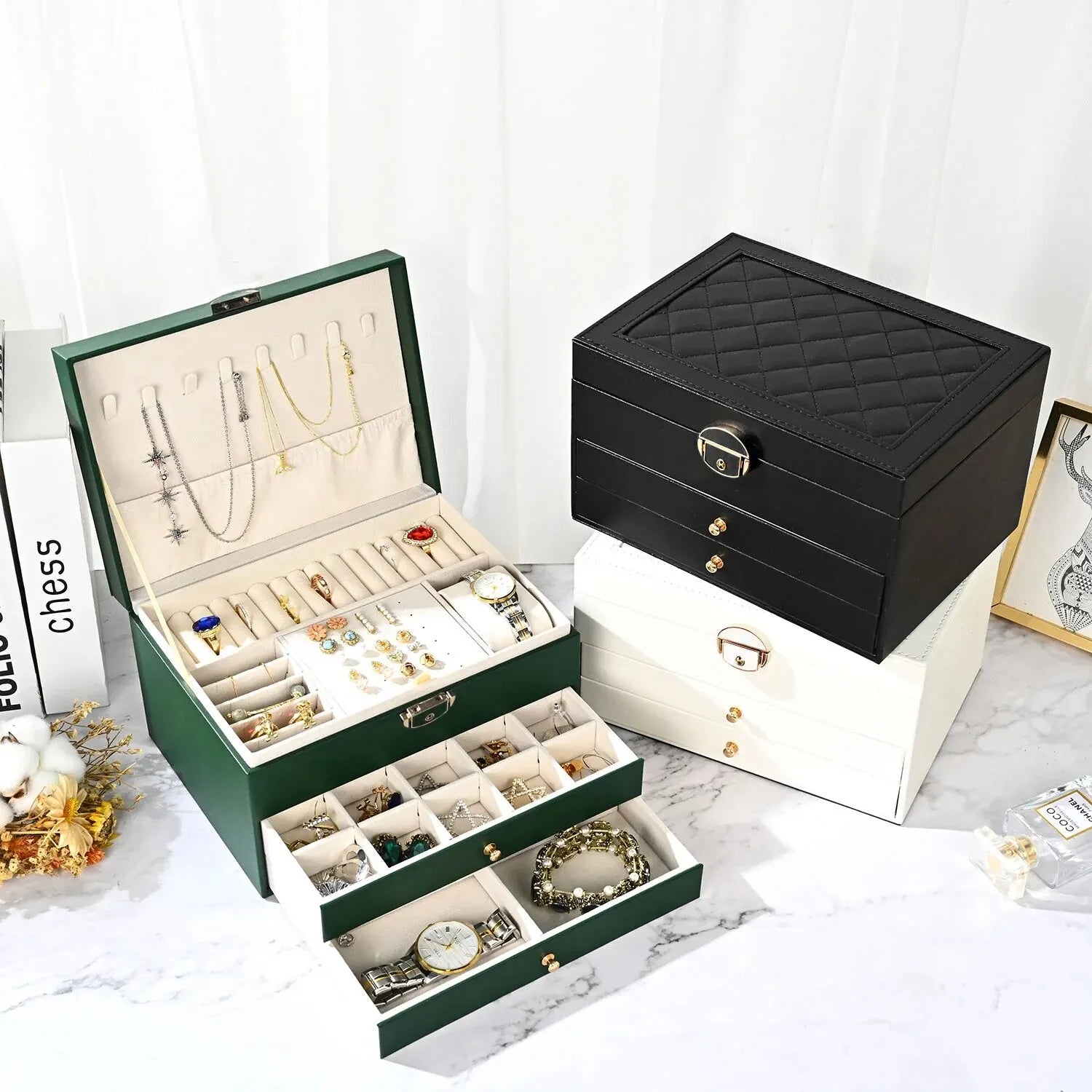 Boîte à bijoux en cuir texturé
