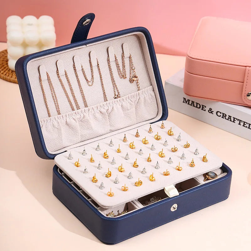 Boîte à bijoux compacte en cuir