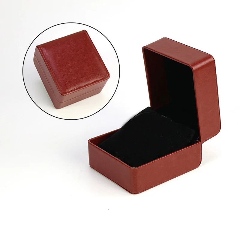 Boîte à montres élégante Rouge