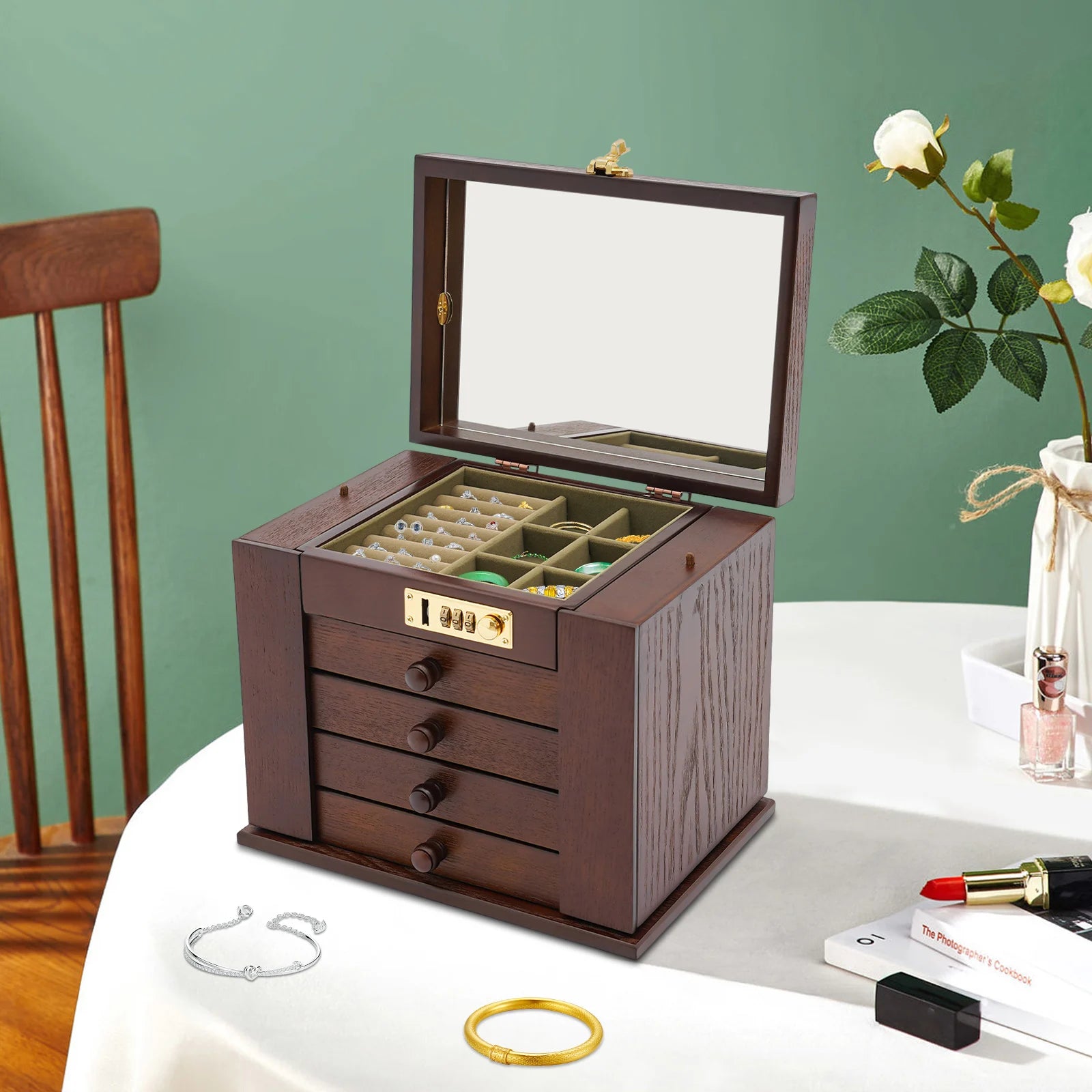 Boîte à bijoux en bois de noyer